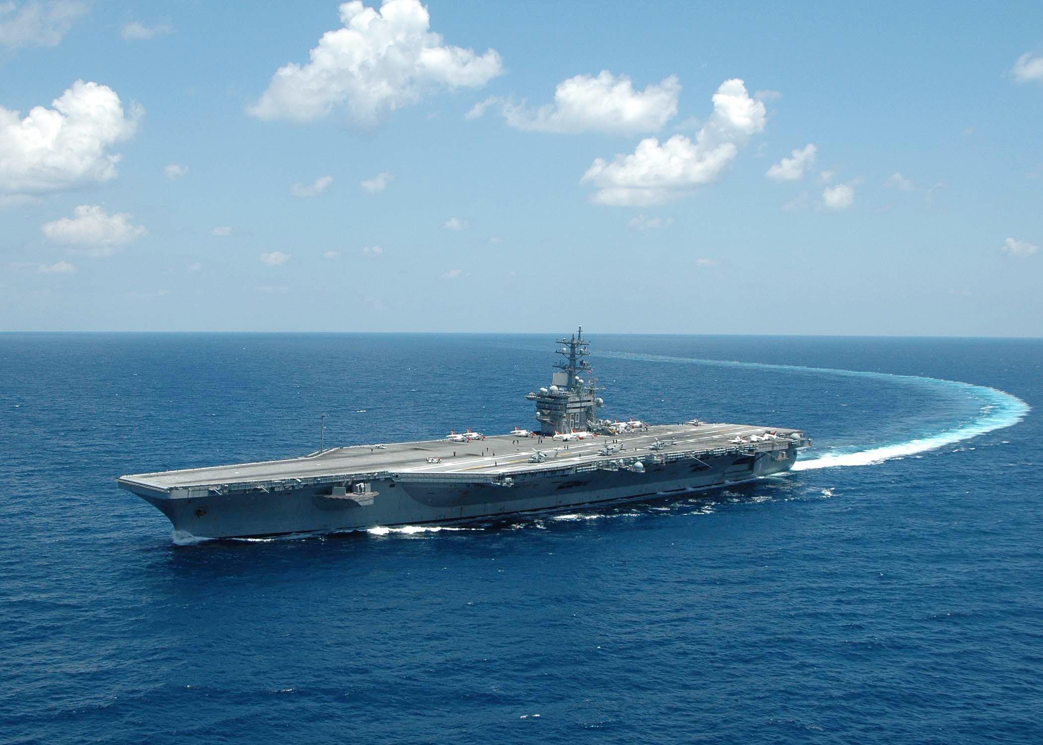 USS Dwight D Eisenhower steaming in the Atlantic